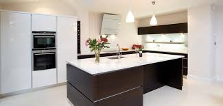 Kitchen cabinets and drawers without handles bring a minimalist look to any kitchen. No Handles No Problem Ur Cabinets Tampa Bay S Custom Cabinet Company