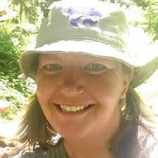 Sonya Piper's Instagram, Twitter & Facebook