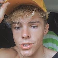 Chase Dye's Instagram, Twitter & Facebook