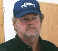 Larry Knotts's Instagram, Twitter & Facebook