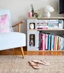Ecco Come Realizzare Mobili Alla Moda Recuperando Dei Semplici Blocchi Di Cemento Nel 2020 Mobili Fai Da Te Casa Fai Da Te Mensola Libri