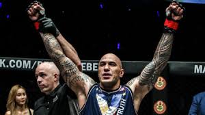 Also in one are lito adiwang, honorio banario, gina iniong, edward kelly, danny kingad, april osenio, jenelyn olsim, and stephen loman. Watch Brandon Vera Eduard Folayang And Kevin Belingon Play Mlbb And Drop Truth Bombs One Esports One Esports