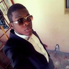 Stream R Shoo Singer music