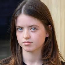 Faye Larkin's Instagram, Twitter & Facebook