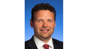 State Reps. Bryan Terry and Charlie Baum working