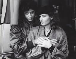 At a early age, geena became interested in music. The Fly 1986 Geena Davis And Jeff Goldblum Geena Davis Jeff Goldblum The Fly Actors