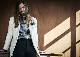 He encouraged fans to have their ships and constantly liked fanart on instagram. Rake In Progress Tom Payne The Rake