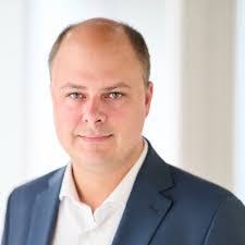 Dorian Meza's Instagram, Twitter & Facebook