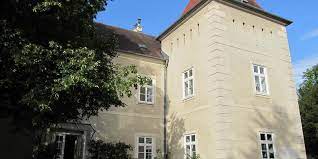 Do you want to know the entry ticket price for haus st. Bildungshaus St Stephan Feiert 25 Jahr Jubilaum