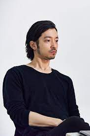 金子ノブアキ fauve 特集 金子ノブアキ 綾野剛対談 2 2 音楽ナタリー 特集 インタビュー メンズロングヘアスタイル メンズ 髪型 ミディアム メンズ 長髪