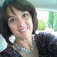 Roxanne Meredith's Instagram, Twitter & Facebook