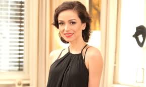 See more of andi moisescu on facebook. SoÈia Lui Andi Moisescu E Piele Èi Os Ce S A Intamplat Cu Olivia Steer Societatea