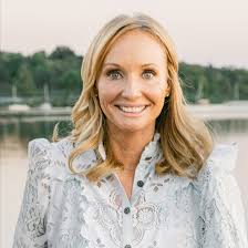 149 Agents in Dallas Office, 6220 Gaston Avenue