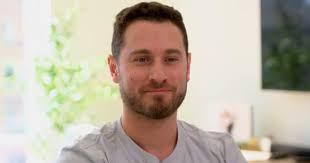 Chris is ugly inside and outside. He is too superficial for my taste.