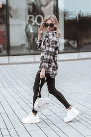 Freshlions enganliegende damen stoffhose in karo. Outfit Frauen Flanell Karohemd Kombinieren Herbsttrend Sunnyinga