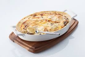 Recette De Gratin De Quenelles Volaille Bechamel Aux Cepes Mont D Or Recette Ravioli Gratin De Quenelles Recette