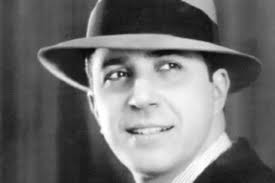 Carlos Gardel: la voz mayor y el eterno misterio