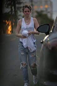 Kristen Stewart Looks Exhausted After A Workout Session As She Leaves The Gym In Los Angeles