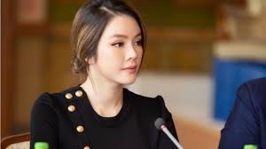 Lý nhã kỳ được đưa đón bằng xe sang đến lhp cannes. Ly Nha Ká»³ Noi Vá» Vai Tro Lanh Sá»± Danh Dá»± Romania Bbc News Tiáº¿ng Viá»‡t
