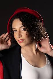 Bronwyn Schultz's Instagram, Twitter & Facebook