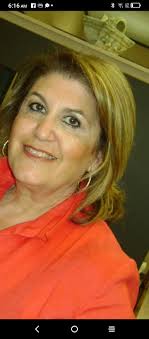 It's a London date night for Brad Pitt and GF Ines de Ramon at the  #F1TheMovie premiere! ❤️🏁