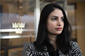 Vänsterpartiets partiledare nooshi dadgostar ser stora problem med polisens arbete kring fotbollsläktarna. Varmland Kastar In Nytt Namn I V Ledarvalet