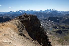 Le Mont Thabor Par La Vallee De La Claree Nevache Blog Outdoor Trace Les Cimes Randonnee Vallee Sommet