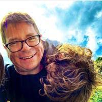 Liz Haddon's Instagram, Twitter & Facebook