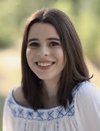 Elia Vasquez's Instagram, Twitter & Facebook