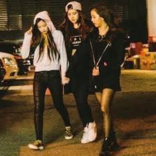 Yg entertainment debut photoshoot blackpink debut blackpink members lisa blackpink wallpaper black pink kpop blackpink photos blackpink pre debut photoshoot photoshoot images blackpink square one blackpink debut fandom wattpad blackpink photos blackpink. Blackpink Rose Pre Debut When You Look Me In The Eyes