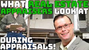 Dec 02, 2018 · appraisers consider the size, location, upgrades and amenities of a home when calculating an appraisal value. What Real Estate Appraisers Look At During An Appraisal Youtube