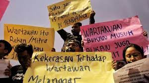 Anak di dalam dan di lingkungan satuan pendidikan wajib mendapatkan perlindungan dari tindak kekerasan fisik, psikis, kejahatan seksual, dan kejahatan lainnya yang dilakukan oleh pendidik, tenaga kependidikan. Masyarakat Sipil Tuntut Polisi Usut Pelaku Penganiayaan Jurnalis Tempo Nasional Tempo Co