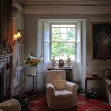 93 Likes 4 Comments Daniel Slowik Danielpieckielonslowik On Instagram Sunflowers In A Sunny Corner Interiors Cottage Interiors Home Country Interior