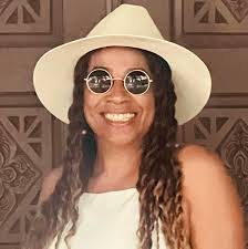 Sheneka Clark's Instagram, Twitter & Facebook