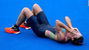 Flora duffy, obe is a triathlete who competes internationally for bermuda. Bt0msg Uy9pfim
