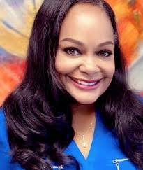 Charlene Hackett's Instagram, Twitter & Facebook