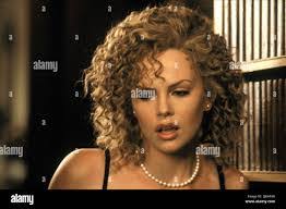 Mary Lomax's Instagram, Twitter & Facebook