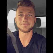 Alex Gingerich's Instagram, Twitter & Facebook