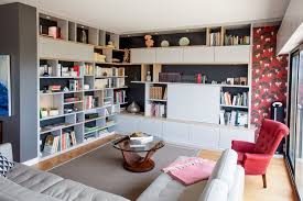 Bibliotheque Sur Mesure Destructuree En Laque Et Plaquage Chene Clair Naturel Compagnie Des Ateliers Meuble Tv Salle De Jeux Salon Meuble Hifi