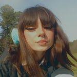 Anna Geelan's Instagram, Twitter & Facebook