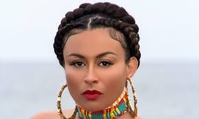 Meet Silvia Via of VIASWORLD