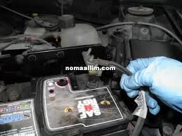 How to replace a car battery terminal ricks free auto repair. Replacing A Car Battery With Side Clamp Fixing