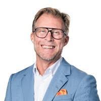 Linda Hedin's Instagram, Twitter & Facebook