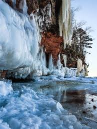 Here Are 12 Spots In Wisconsin You Must Explore This Winter Wisconsin Travel Apostle Islands Wisconsin Winter