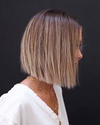 Brush Light Shared A Post On Instagram 2020 Nin En Trend Sac Kesim Modeli Midlengthcut In 2020 Thick Hair Styles Brunette Hair Color Bob Hairstyles For Fine Hair