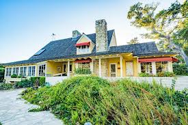 Manufactured homes for sale in your area. Inside Doris Day S Sunny Yellow House In Carmel Hooked On Houses