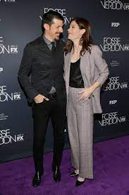 Apr 16, 2020 · a happy marriage is something to sing about. Jennifer Carpenter S Blossoming Love Story With Rock Singer Seth Avett