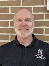 Gov. Holcomb announces Superintendent Dr. David Geeslin to retire after  2024-2025 school year