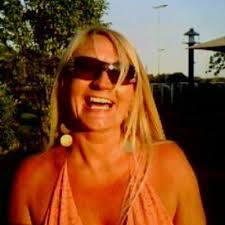 Susan Usher (@sushie2)