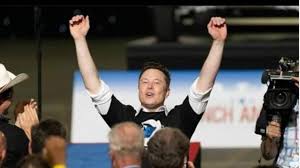 Musk graduated with a bachelor of science in physics, as well as a bachelor of arts in economics from the wharton school. Berharta Rp 2 700 Triliun Elon Musk Pernah Kerja Serabutan Dengan Gaji Usd 18 Bisnis Liputan6 Com